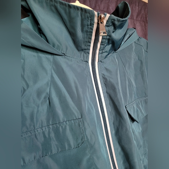 1X Plus Sized Zuda Teal Hooded Raincoat From LAURA - Picture 4 of 15